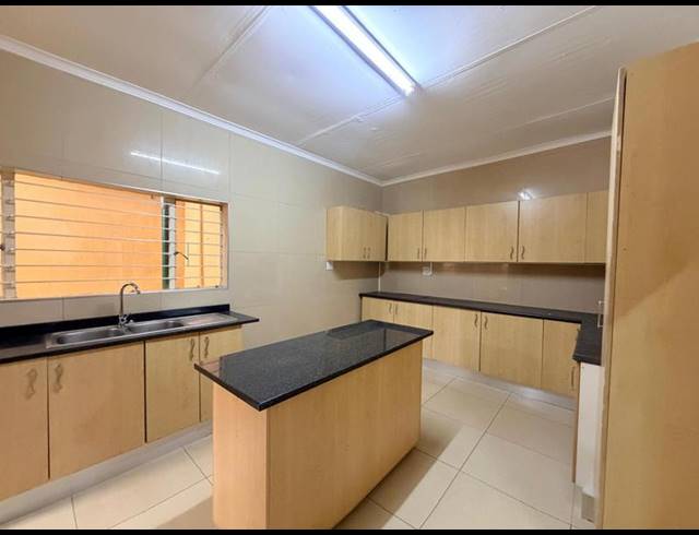 2 BEDROOM PROPERTY TO RENT IN LAUDIUM
